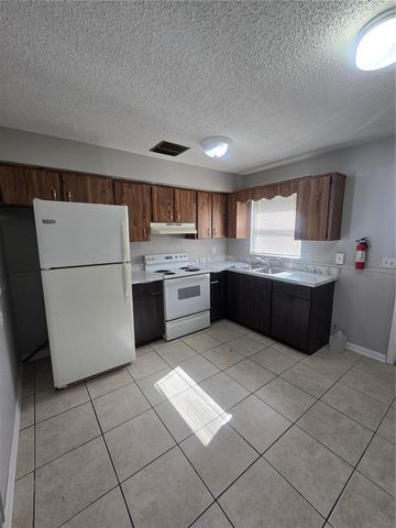773 NE 9TH STREET A, Crystal River, FL 34428