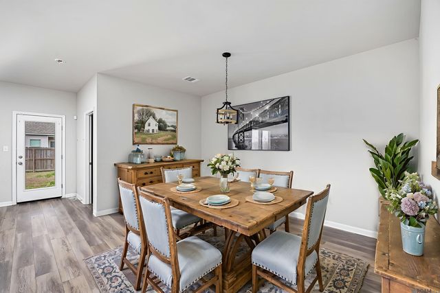 7508 Scarlet Oak Dr, Gonzales, LA 70737