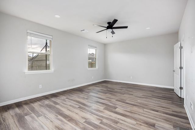 7508 Scarlet Oak Dr, Gonzales, LA 70737