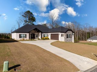 113 Laney Lane, Dothan, AL 36305