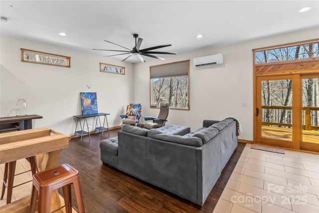 506 Silent Forest Drive, Canton, NC 28716