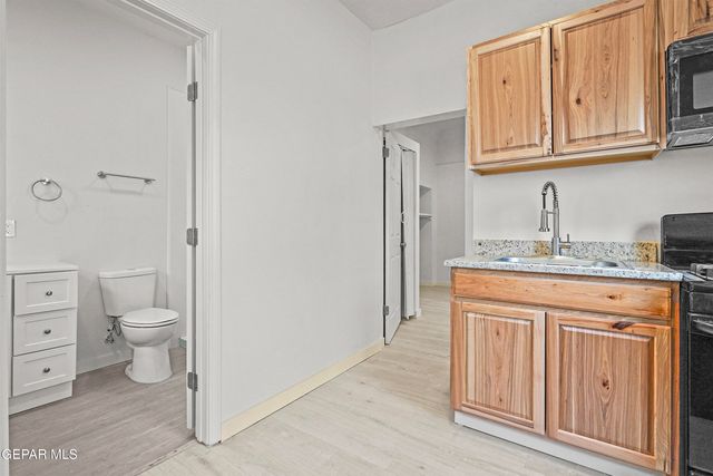 511 E Nevada Avenue A-E, El Paso, TX 79902