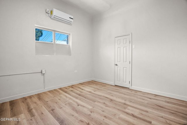 511 E Nevada Avenue A-E, El Paso, TX 79902