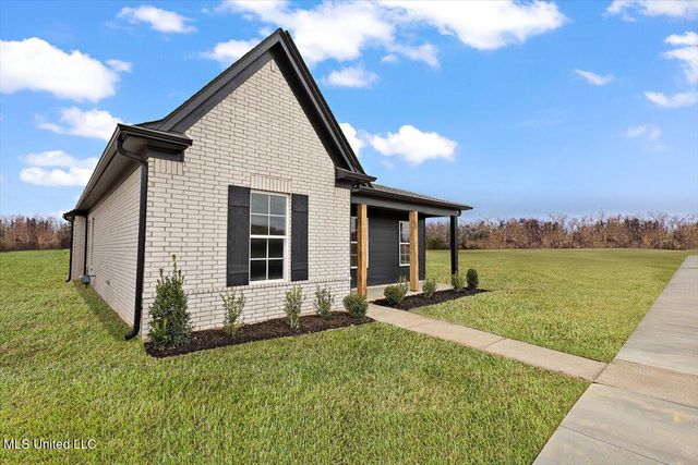 538 Bolivar Drive, Nesbit, MS 38651