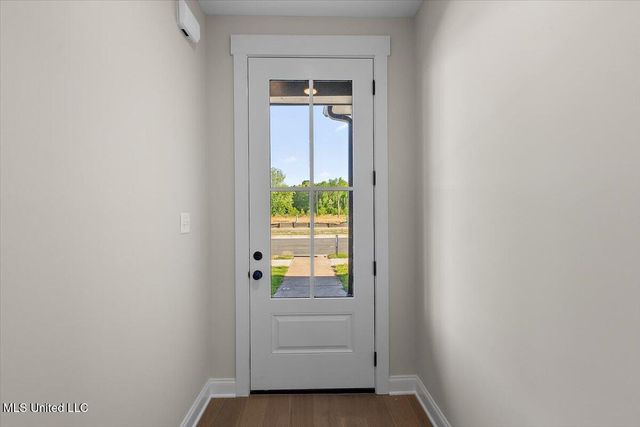 538 Bolivar Drive, Nesbit, MS 38651