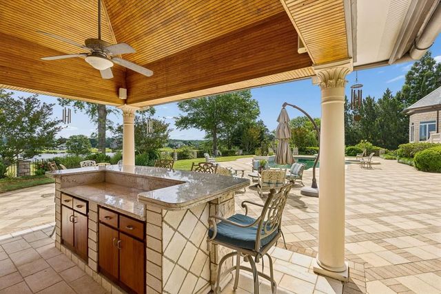 140 Carnoustie Way, Fayetteville, GA 30215