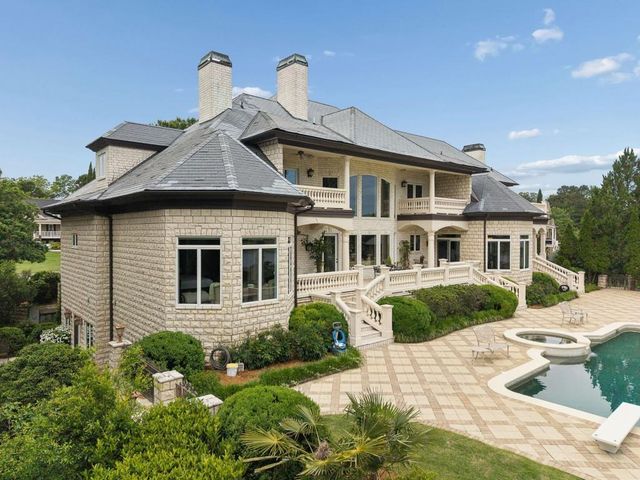 140 Carnoustie Way, Fayetteville, GA 30215