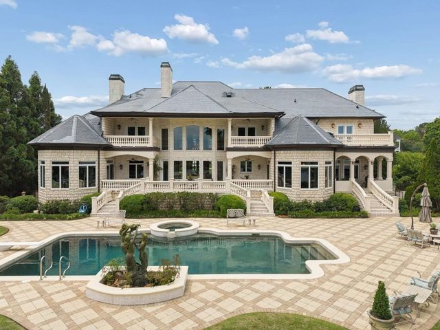 140 Carnoustie Way, Fayetteville, GA 30215