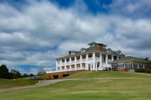 140 Carnoustie Way, Fayetteville, GA 30215