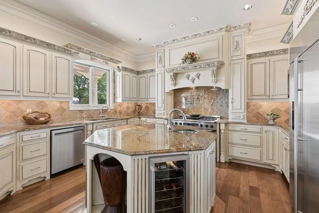 140 Carnoustie Way, Fayetteville, GA 30215
