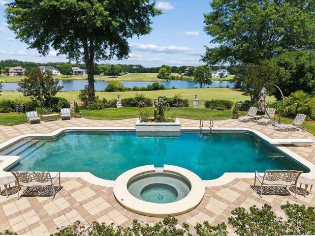 140 Carnoustie Way, Fayetteville, GA 30215