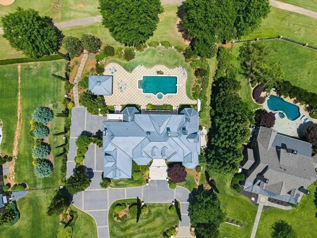 140 Carnoustie Way, Fayetteville, GA 30215