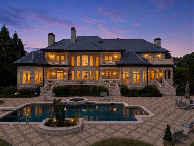 140 Carnoustie Way, Fayetteville, GA 30215