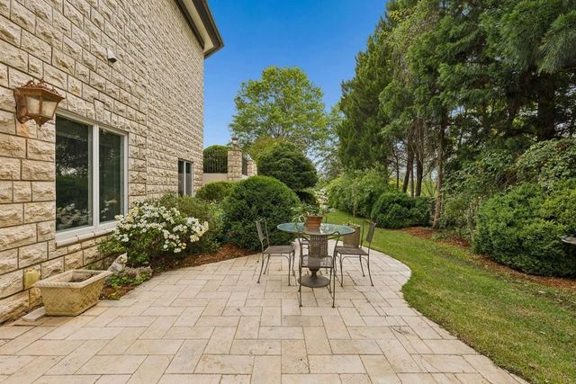 140 Carnoustie Way, Fayetteville, GA 30215