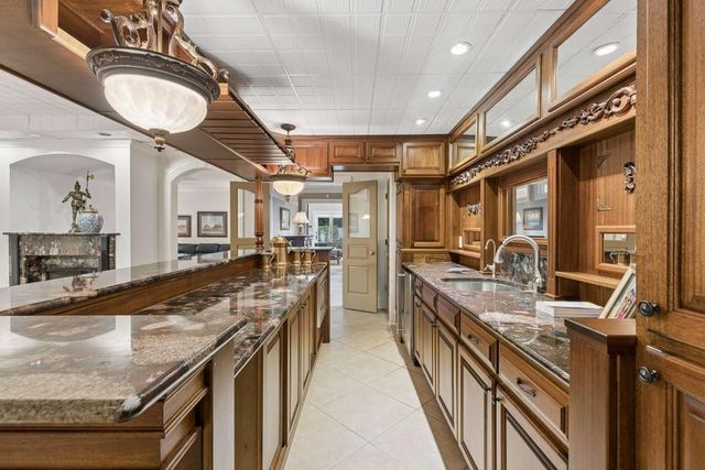 140 Carnoustie Way, Fayetteville, GA 30215
