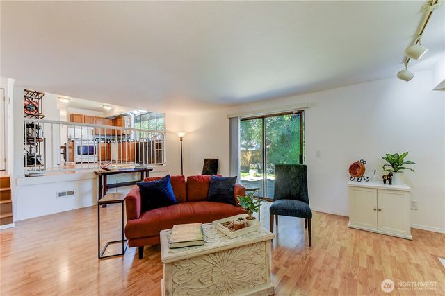 1125 S 23rd, Renton, WA 98055