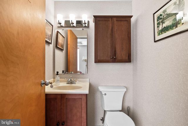 3 WASHINGTON CIR NW #206, Washington, DC 20037