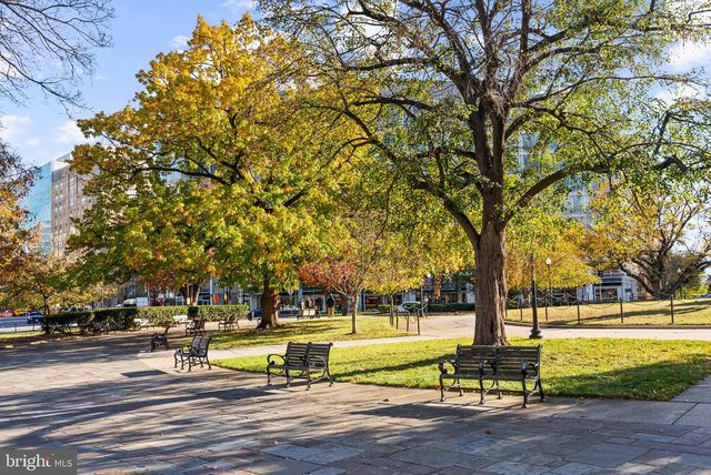 3 WASHINGTON CIR NW #206, Washington, DC 20037