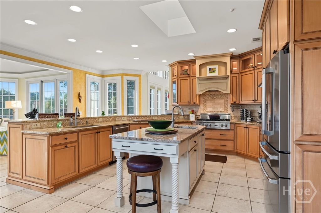 Image 14 of property listing at 26 Islanders Retreat, Savannah, GA 31411