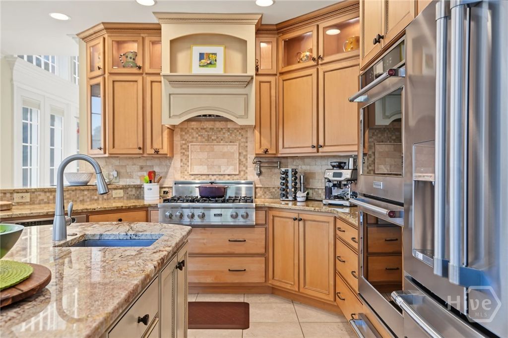Image 15 of property listing at 26 Islanders Retreat, Savannah, GA 31411