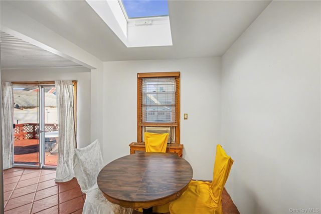 12 King Street, Freeport, NY 11520