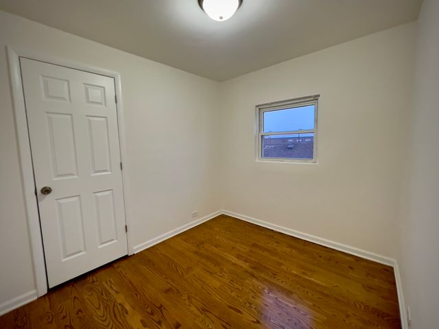 7421 W 64th Street, Summit, IL 60501