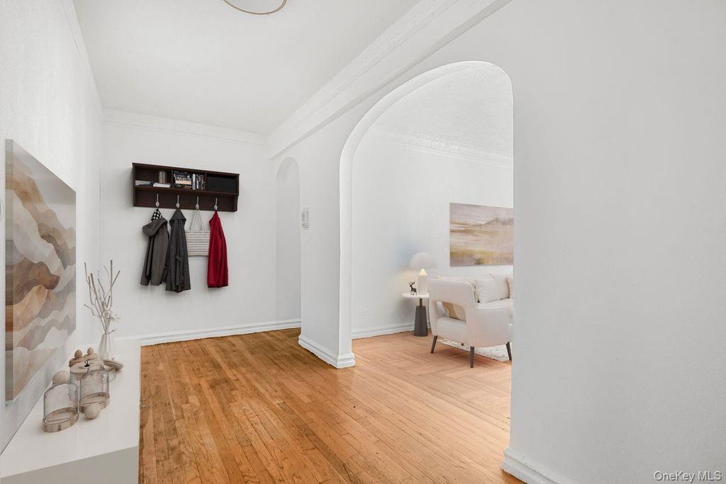 43-01 46th Street 1-J, Sunnyside, NY 11104