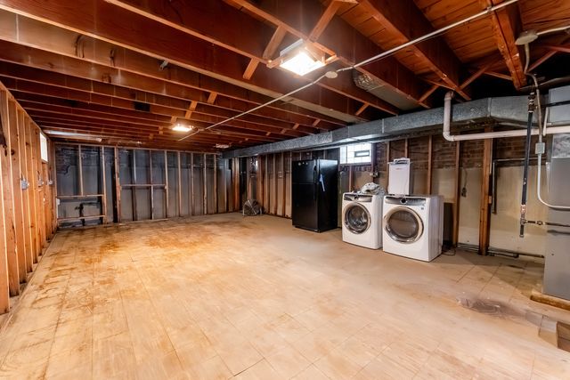 5105 S Mobile Avenue, Chicago, IL 60638