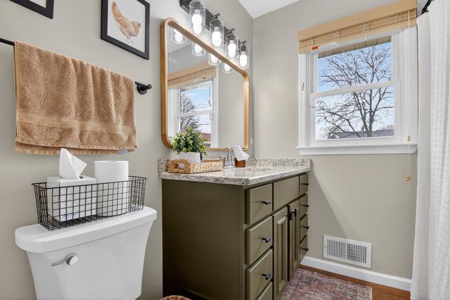 3138 Barbara DRIVE, Racine, WI 53404