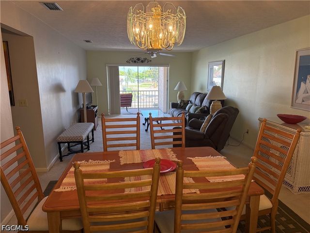 4539 SE 6th PL 2C, Cape Coral, FL 33904