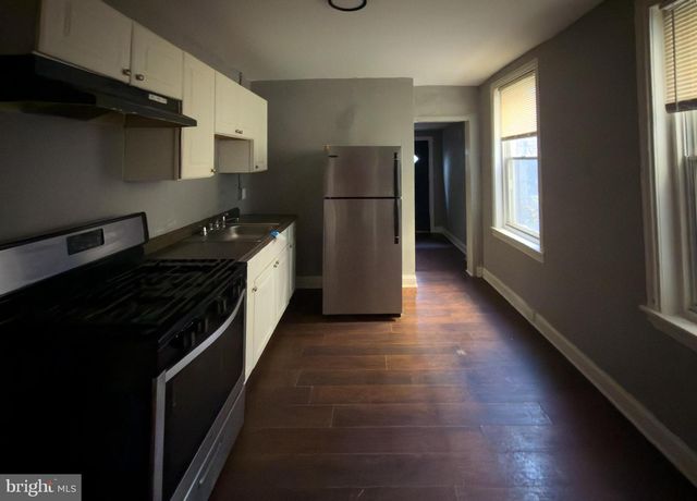 1638 W VICTORIA ST, Philadelphia, PA 19140