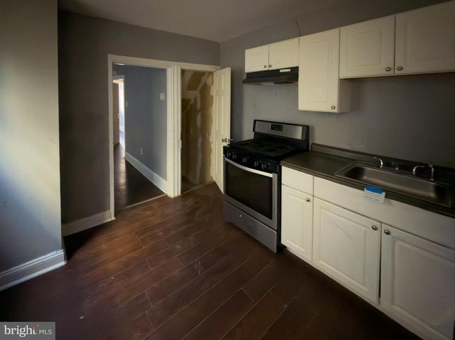 1638 W VICTORIA ST, Philadelphia, PA 19140