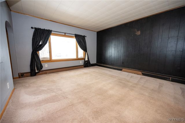 15 North Ocelot Street, Dunkirk, NY 14048