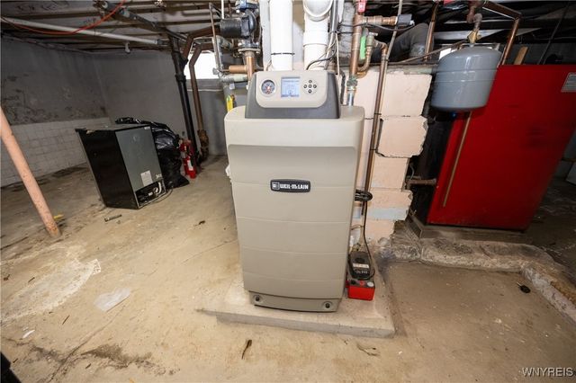 15 North Ocelot Street, Dunkirk, NY 14048