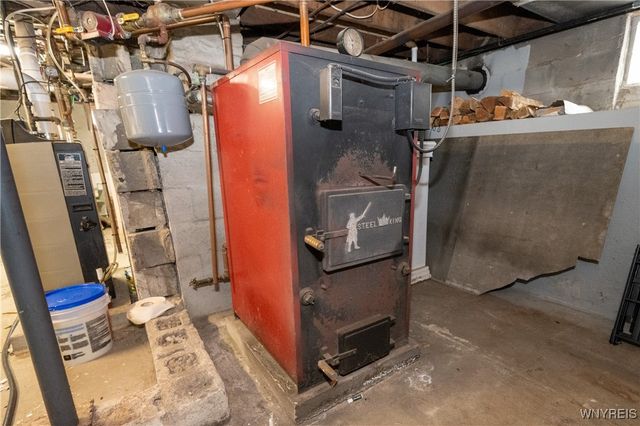 15 North Ocelot Street, Dunkirk, NY 14048