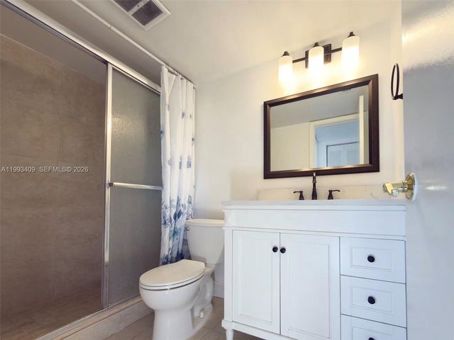 609 S State Road 7 1C, Margate, FL 33068