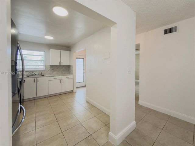 609 S State Road 7 1C, Margate, FL 33068