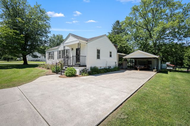 216 ANDERSON DRIVE, Tullahoma, TN 37388