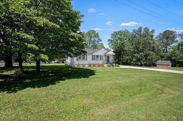 216 ANDERSON DRIVE, Tullahoma, TN 37388