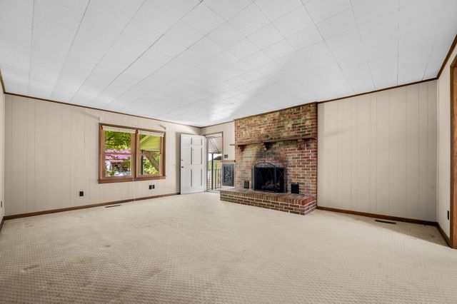 216 ANDERSON DRIVE, Tullahoma, TN 37388
