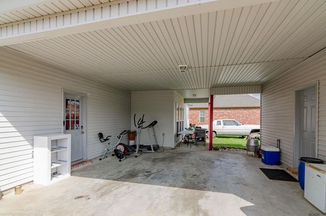 18128 Judith Dr, Zachary, LA 70791