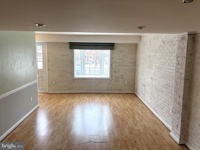 8104 OAKLAKE CT, Alexandria, VA 22309