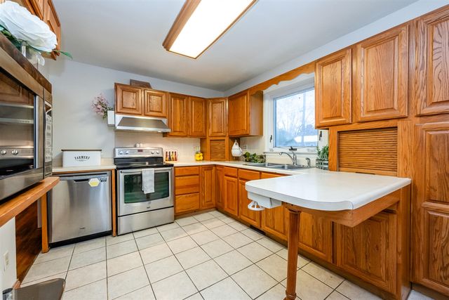 966 Wedgewood Road, Saint Joseph, MI 49085