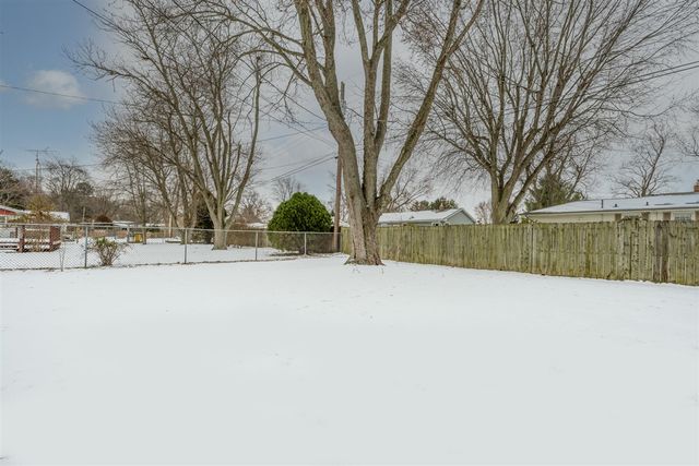 966 Wedgewood Road, Saint Joseph, MI 49085