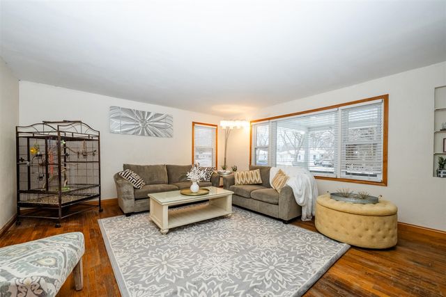 966 Wedgewood Road, Saint Joseph, MI 49085