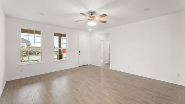 2085 Bayfront Drive, Royse City, TX 75189