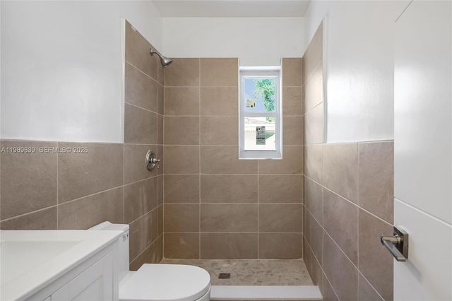 2025 Fillmore St 1-2, Hollywood, FL 33020