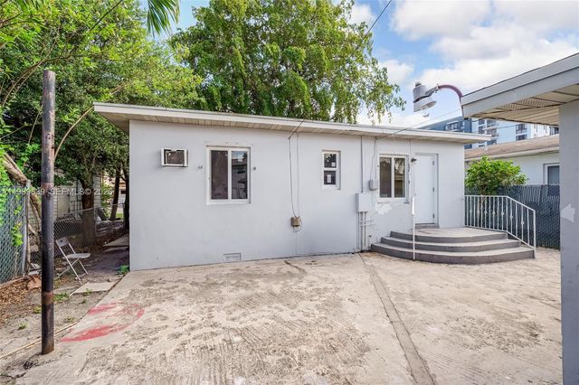 2025 Fillmore St 1-2, Hollywood, FL 33020