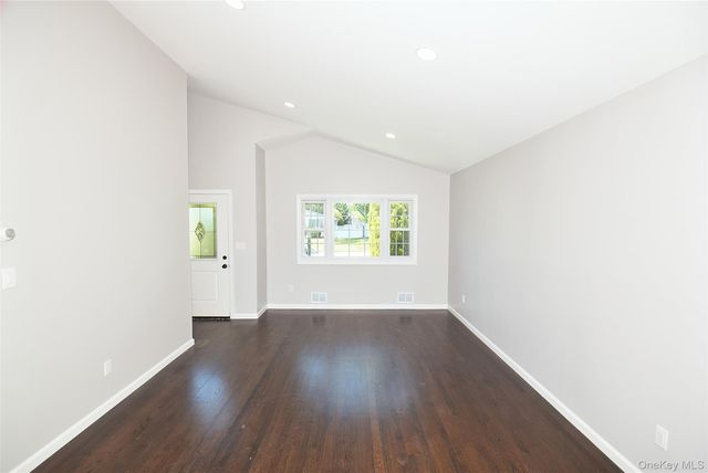 235 E 1st Street, Deer Park, NY 11729