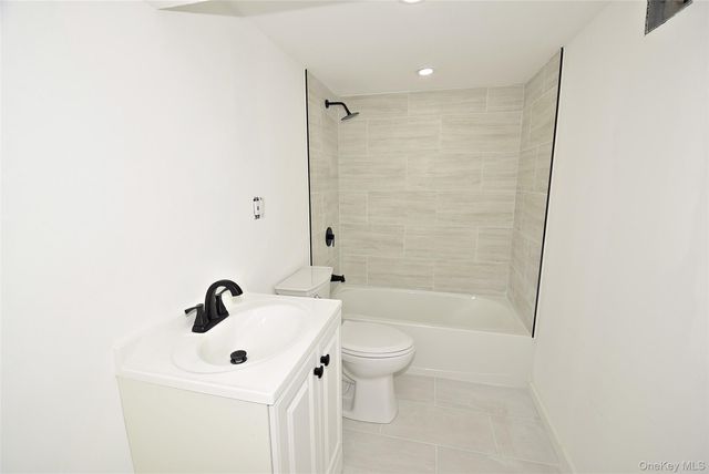 235 E 1st Street, Deer Park, NY 11729